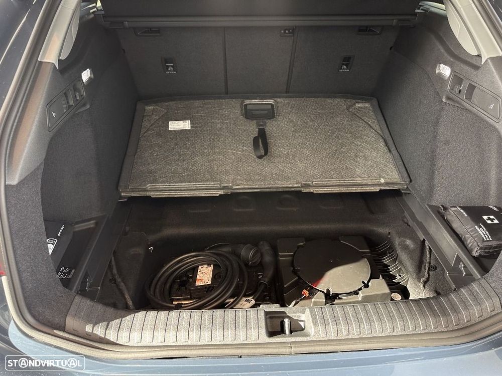 Audi A6 Avant e-tron - 15