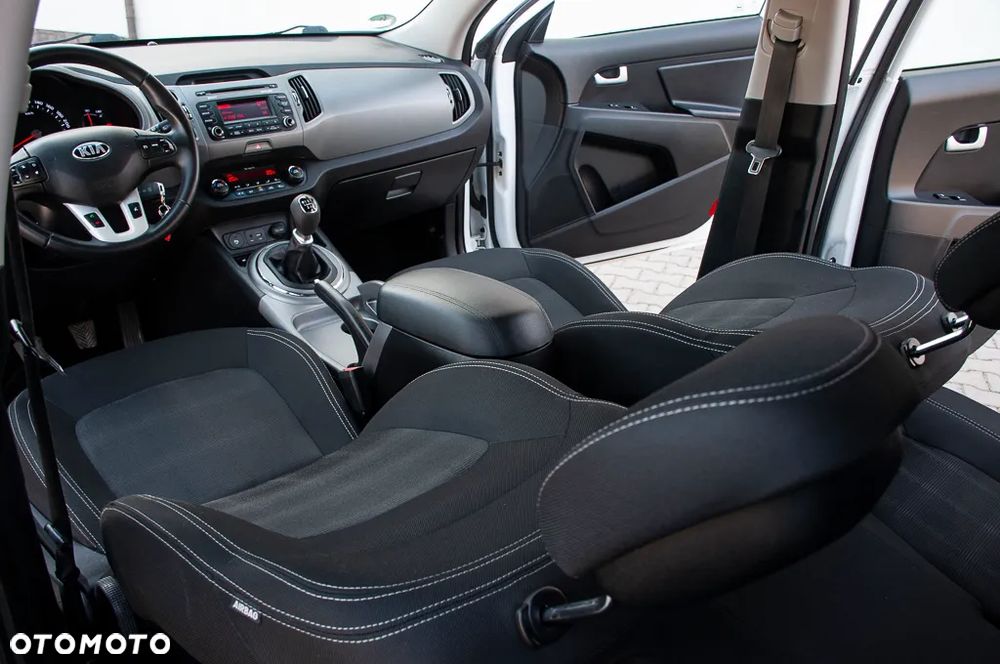 Kia Sportage 1.6 GDI L 2WD - 38