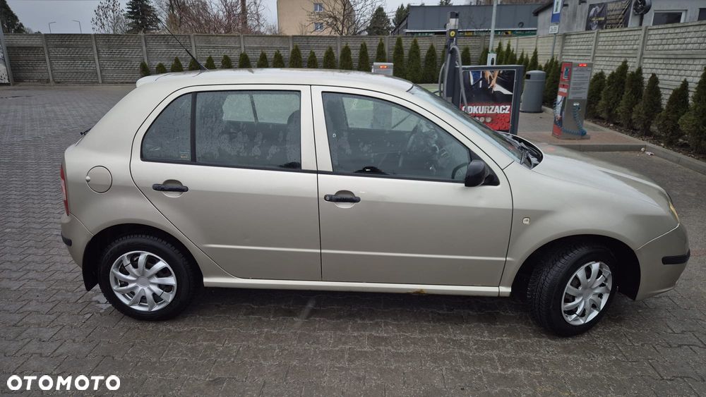 Skoda Fabia 1.4 16V Ambiente - 17