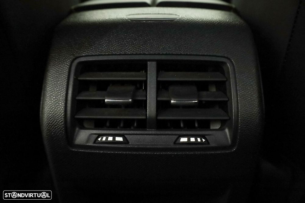 Peugeot 308 1.5 BlueHDi GT EAT8 - 22