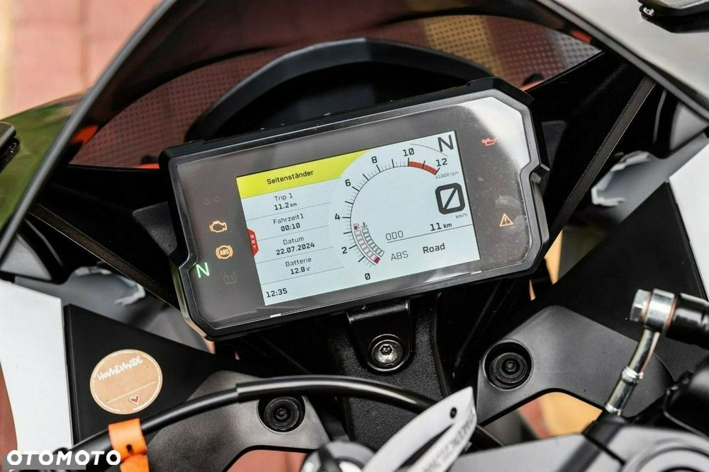 KTM RC 125 - 9