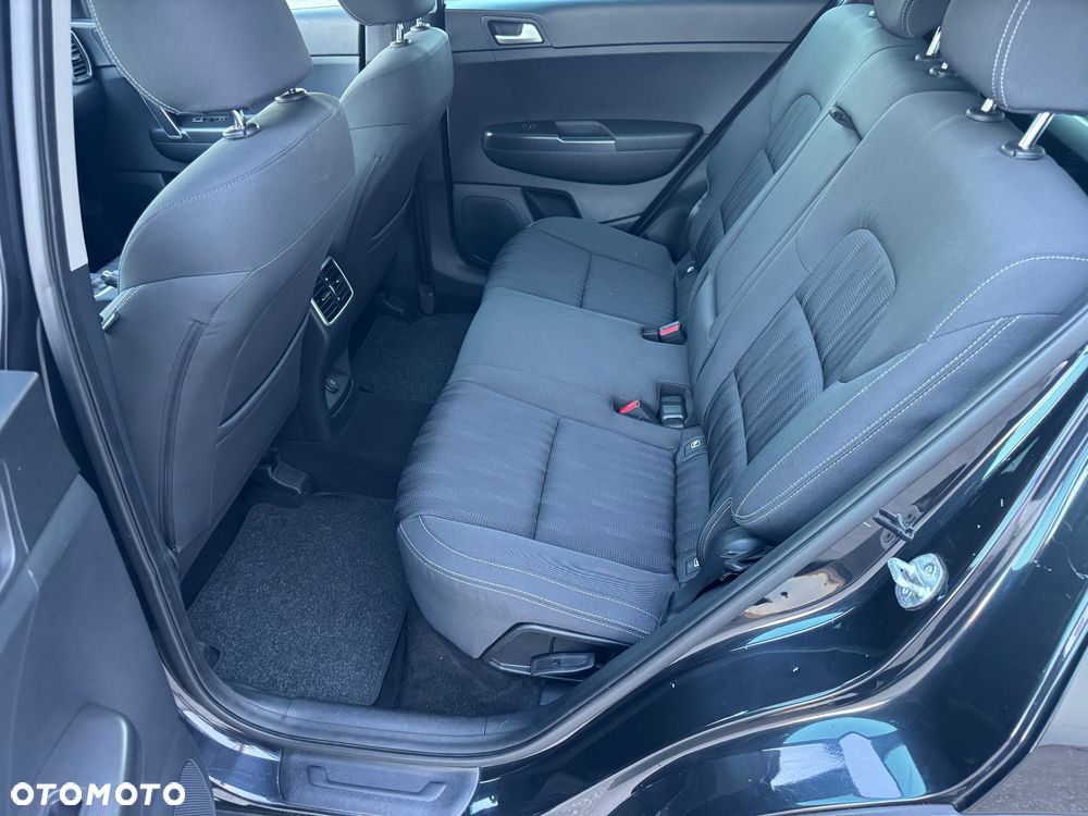 Kia Sportage 1.7 CRDI 2WD Attract - 22