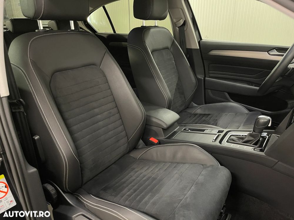 Volkswagen Passat 2.0 TDI DSG Highline - 9