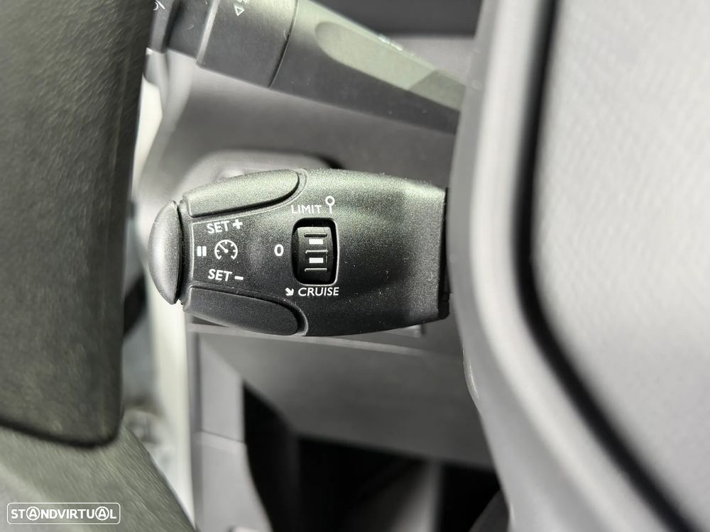 Peugeot PARTNER 1.5 BLUEHDI 102 CV - 3 LUGARES - IVA DEDUTIVEL - 26
