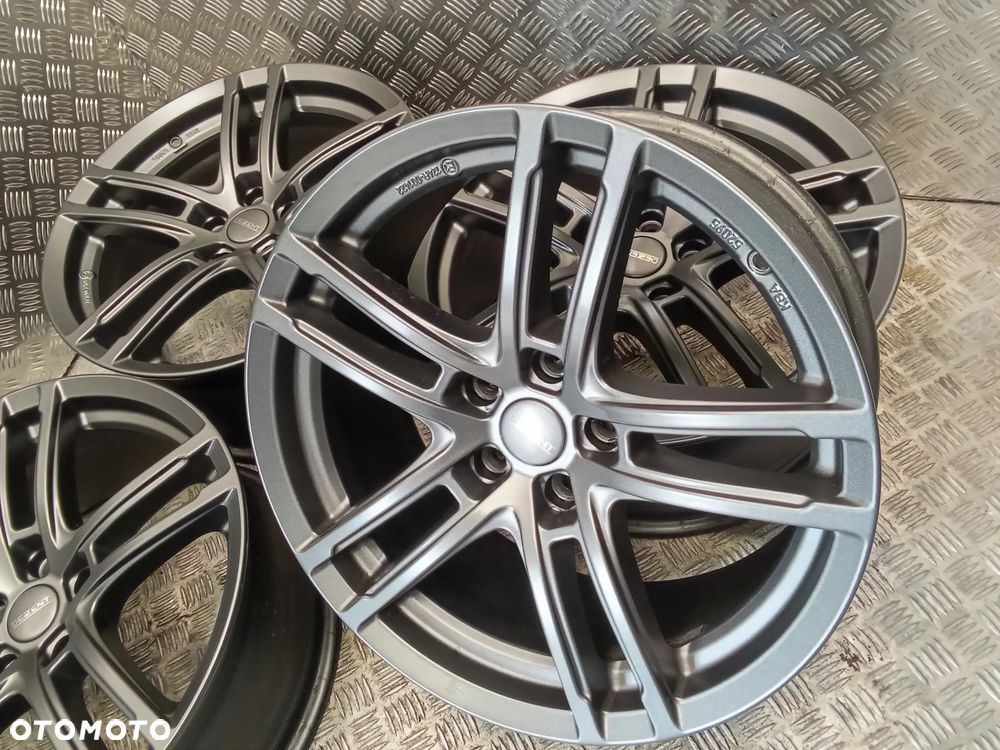 Felgi DEZENT Vw Golf Passat Tiguan Touran Audi A4 A5 A6 Q3 Q5 Skoda Superb Kodiaq 8Jx18 et30 5x112 - 7