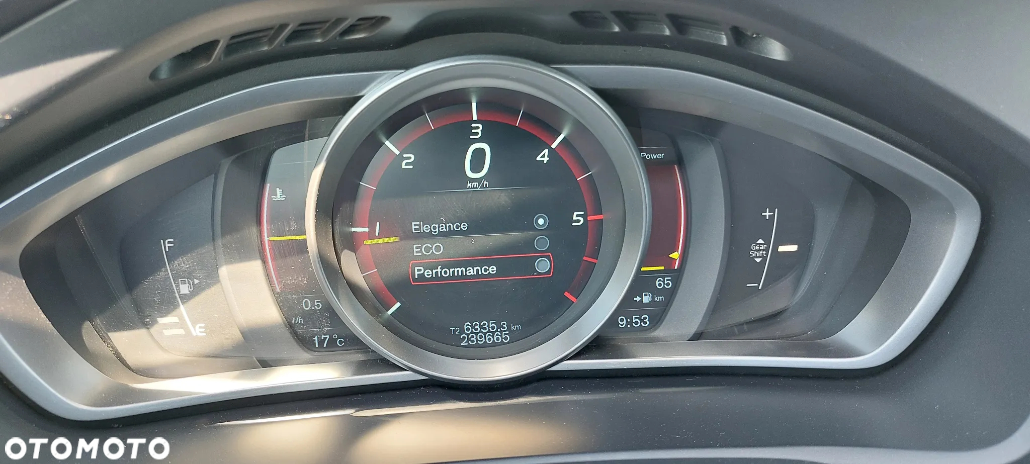 Volvo V40 D2 Kinetic - 21