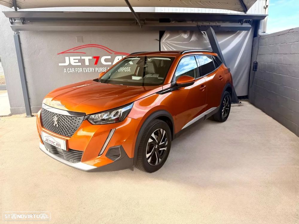 Peugeot 2008 1.2 PureTech Allure — photo 2