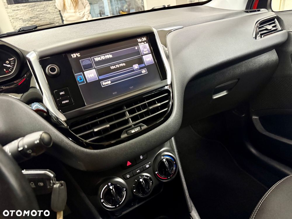 Peugeot 208 82 VTI Style - 7