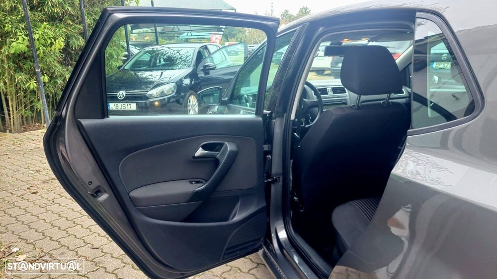 VW Polo 1.6 TDI Highline - 12