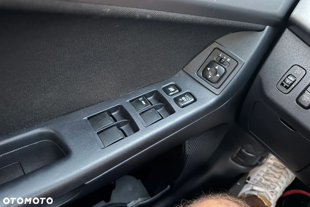 Mitsubishi Lancer 1.6 ClearTec Invite - 16