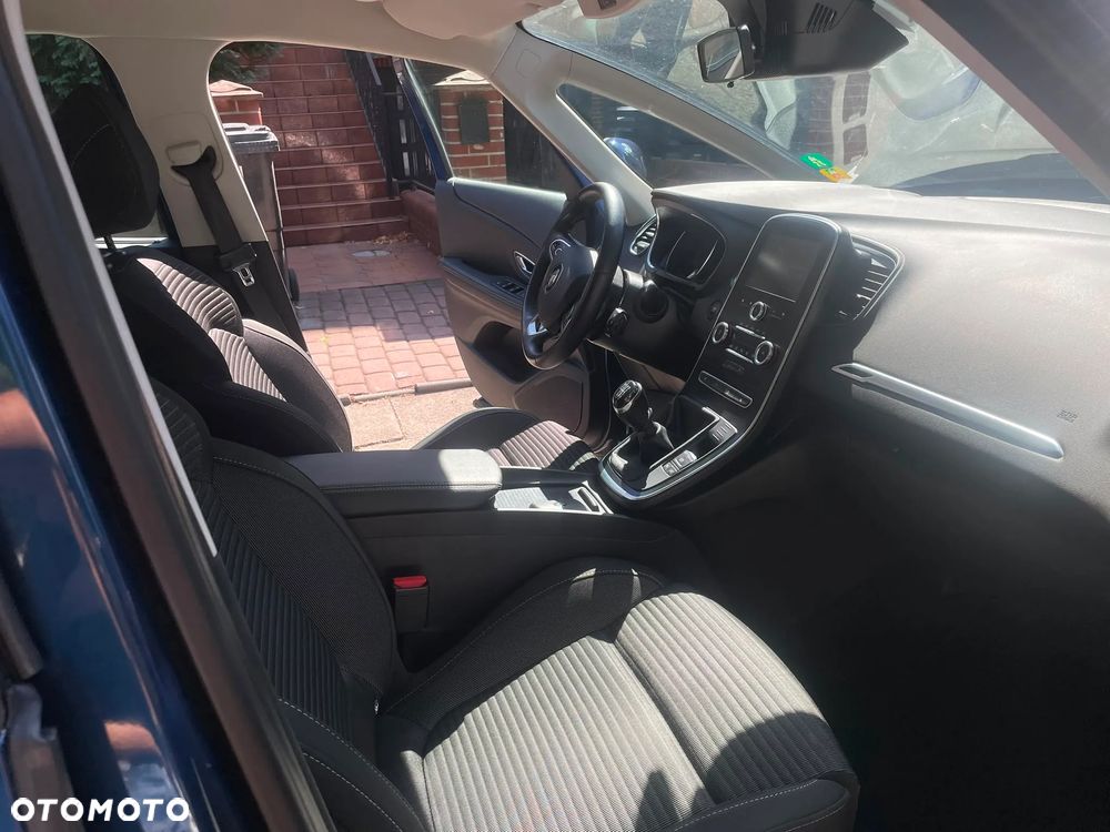Renault Grand Scenic ENERGY TCe 140 LIMITED - 19