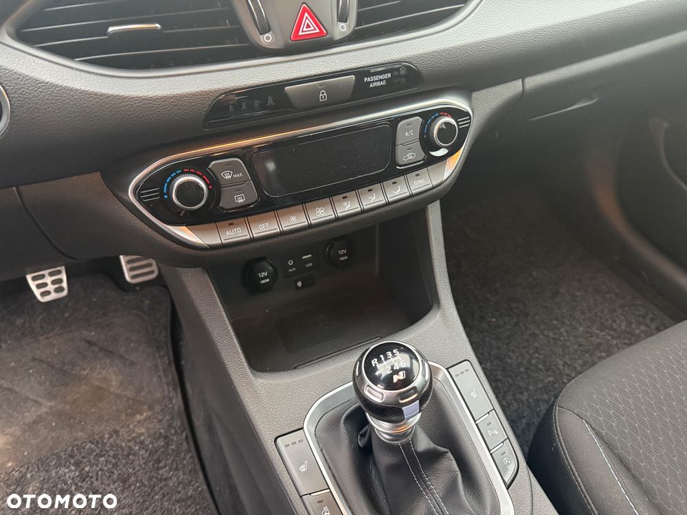 Hyundai i30 N 2.0 T-GDI Performance - 27