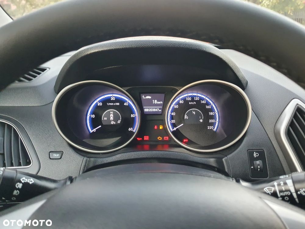 Hyundai ix35 1.7 CRDi Premium 2WD - 19