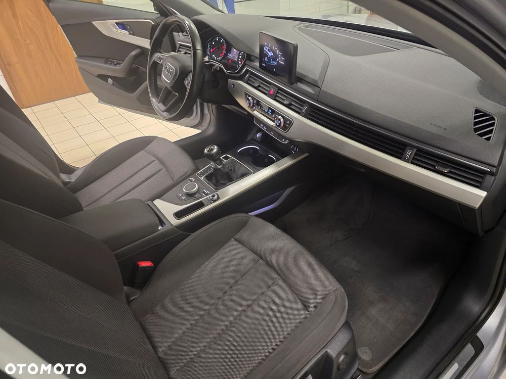 Audi A4 Avant 2.0 TDI DPF Attraction - 8