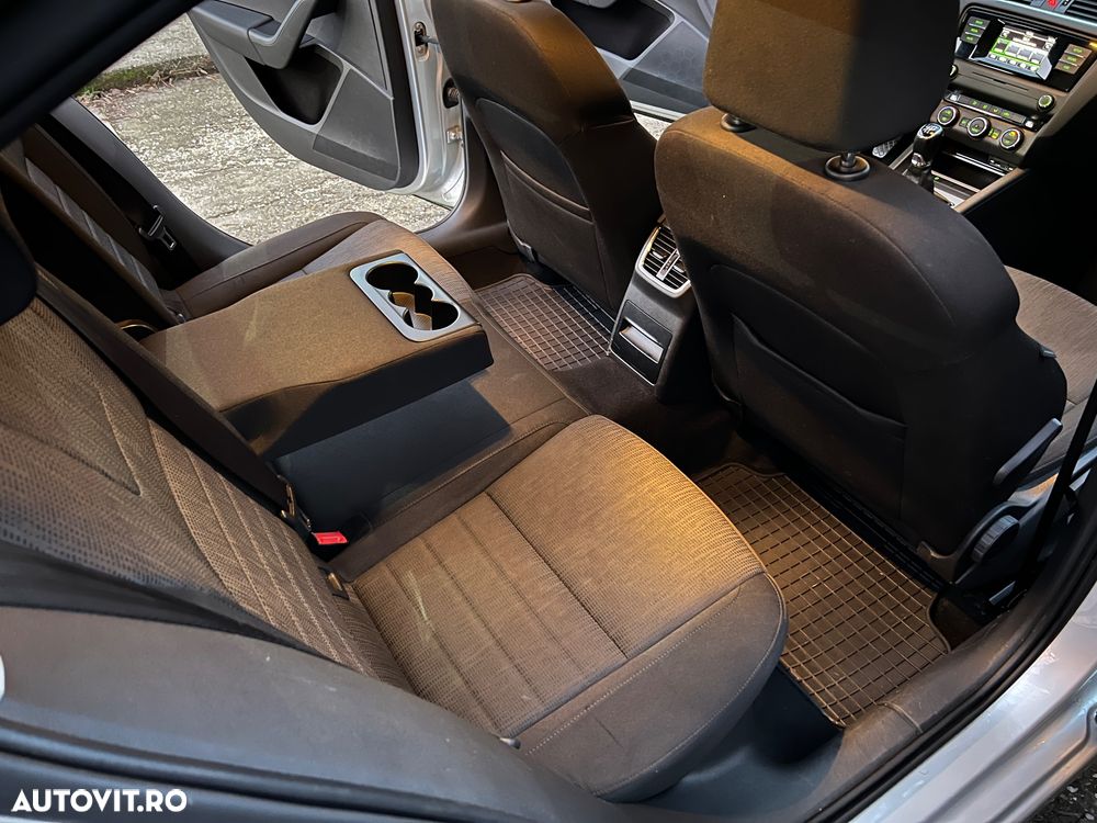 Skoda Octavia 1.6 TDI Active - 11