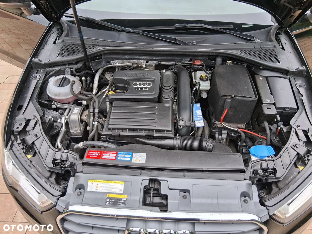 Audi A3 Sportback 1.2 TFSI S line Sportpaket - 19