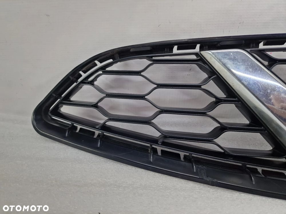 NISSAN MICRA K13 LIFT 13- ATRAPA / GRILL PRZEDNI PRZÓD , NR 62310-3HN0A , NR AUKCJI GL644 - 2