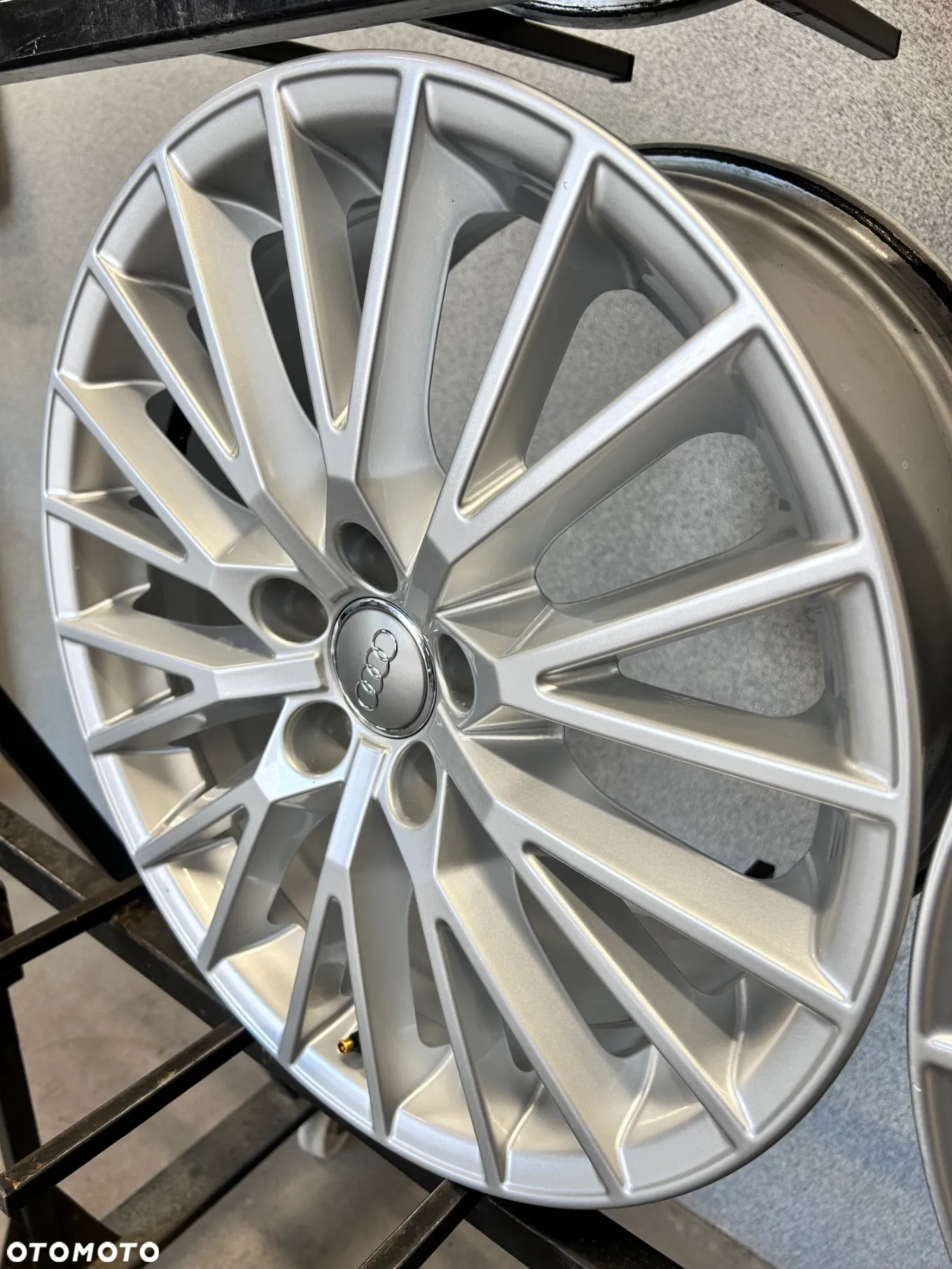 4 FELGI ALU. AUDI TT 8S0 S-LINE, AUDI A3  18'' E8,5J  ET50 - 9