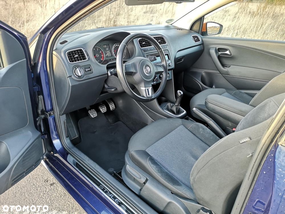 Volkswagen Polo - 7