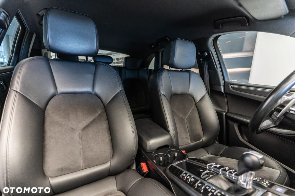 Porsche Macan - 39