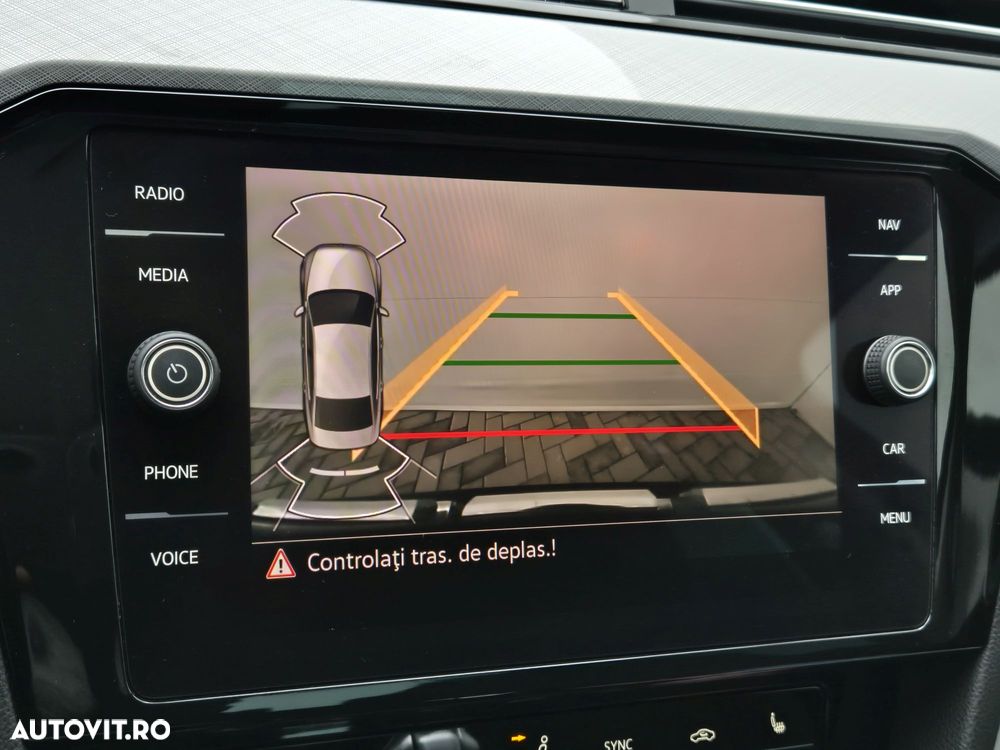 Volkswagen Passat GTE - 30