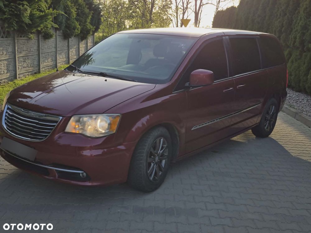 Chrysler Town & Country 3.6 Limited - 1