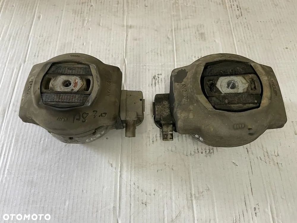 AUDI A8 D3 3.0 TDI PODUSZKA SKRZYNI 4E0399151AC 4E0399151DB - 2