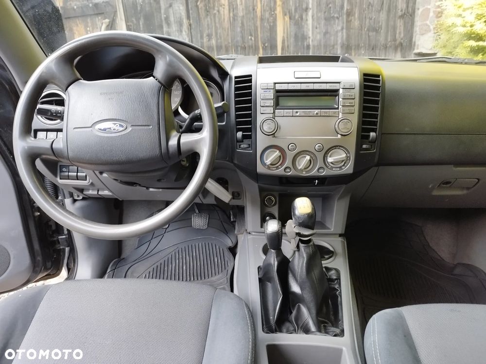 Ford Ranger 2.5 TDCi EC XL - 7