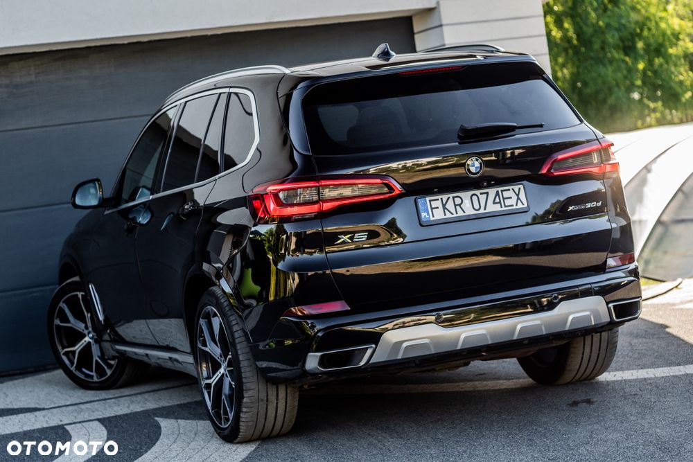 BMW X5 xDrive30d xLine - 29