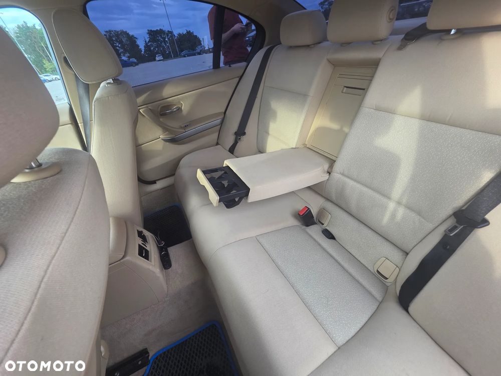 BMW Seria 3 - 17