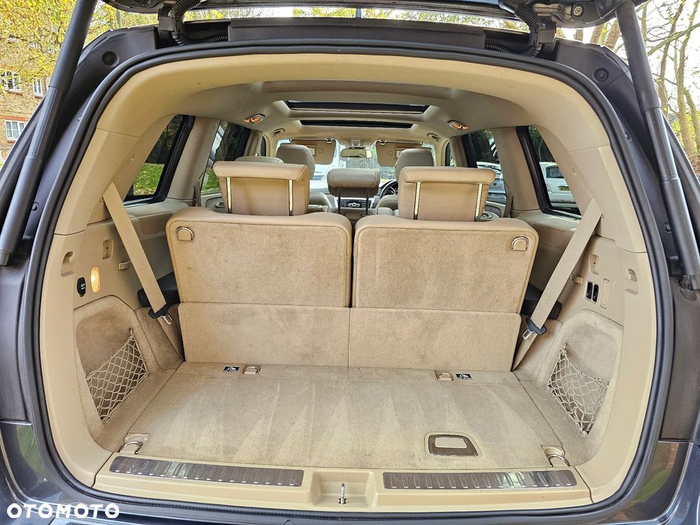 Mercedes-Benz GL 350 CDI DPF 4Matic BlueEFFICIENCY 7G-TRONIC Grand Edition - 24