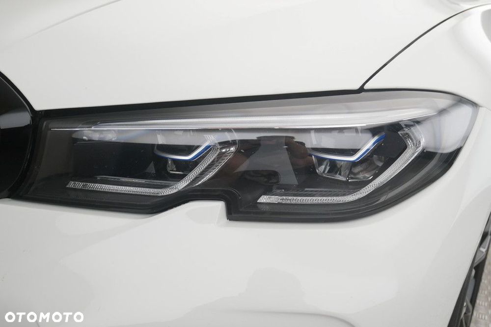 BMW Seria 3 - 13