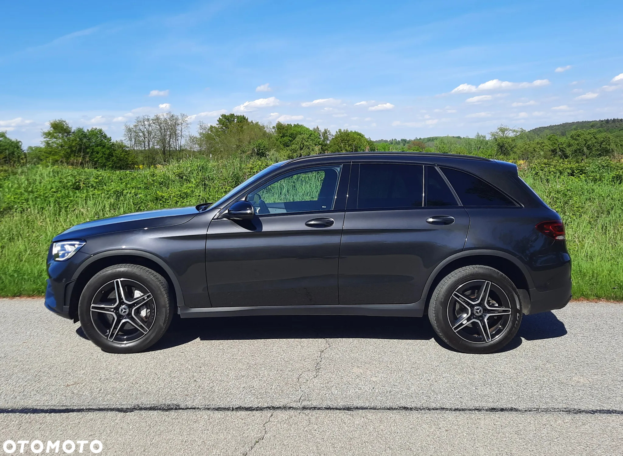 Mercedes-Benz GLC - 11