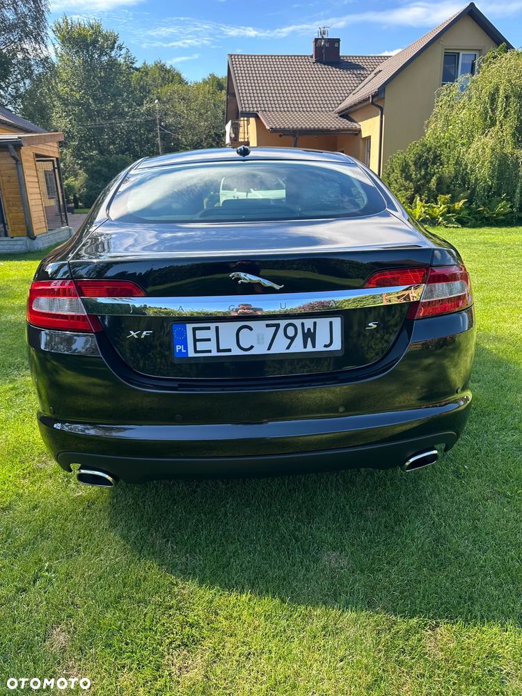 Jaguar XF 3.0 V6 D S Premium Luxury - 4