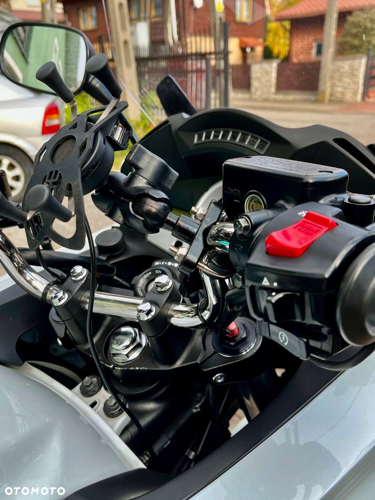 Honda CBF - 16