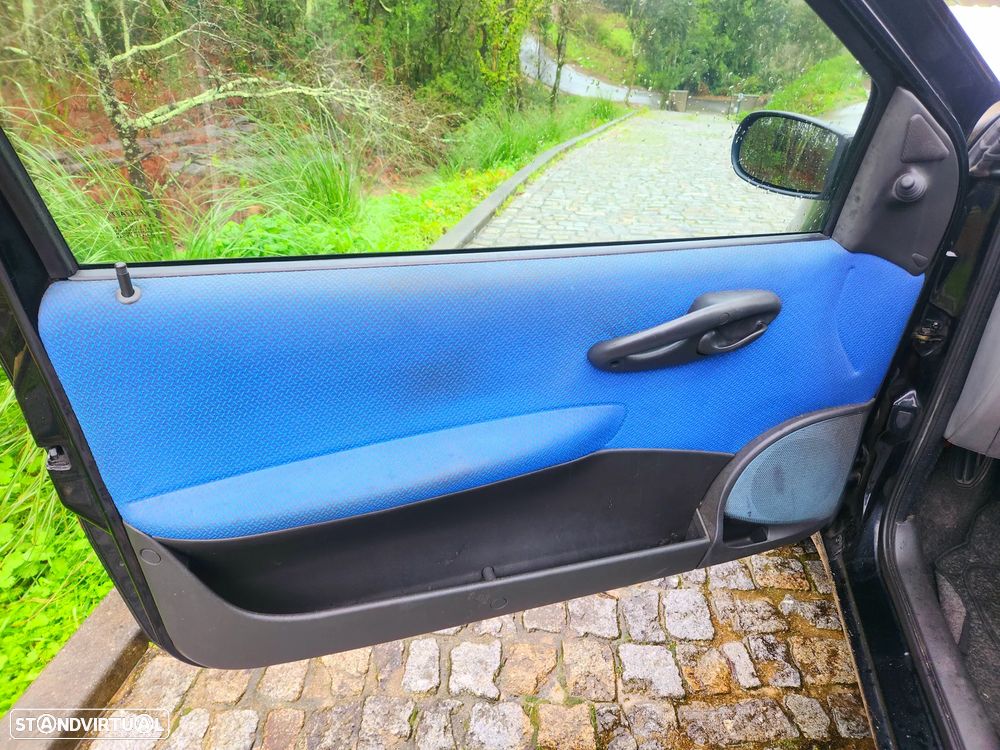 Fiat Punto 1.2 60 Sound - 17