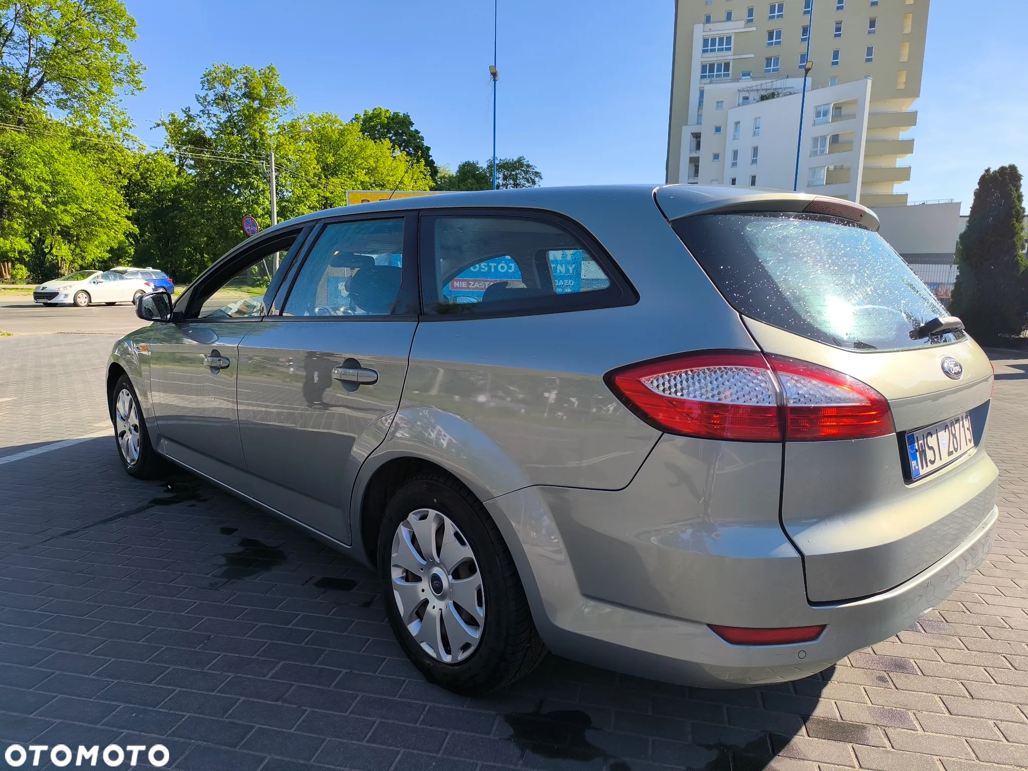 Ford Mondeo 1.8 TDCi Ambiente - 9