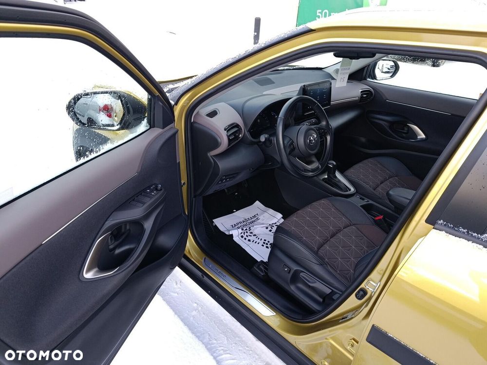 Toyota Yaris Cross - 22