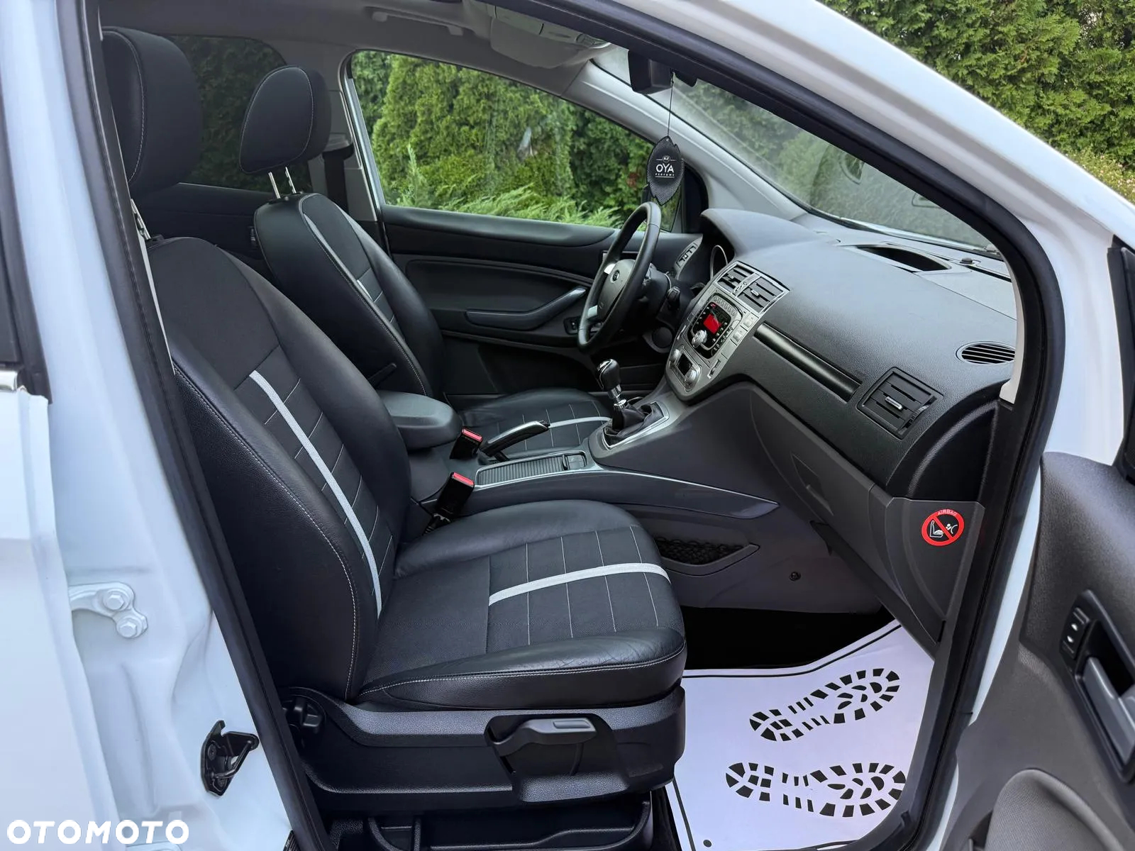 Ford Kuga 2.0 TDCi 4x4 Titanium - 20