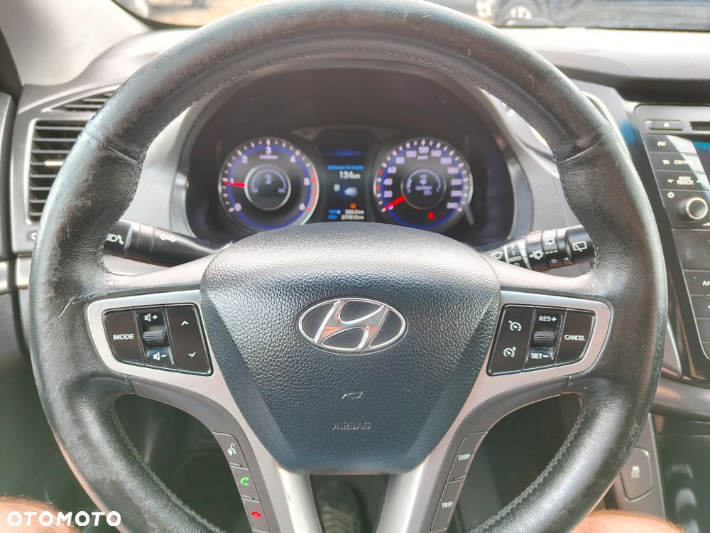 Hyundai i40 1.7 CRDi Comfort + - 19