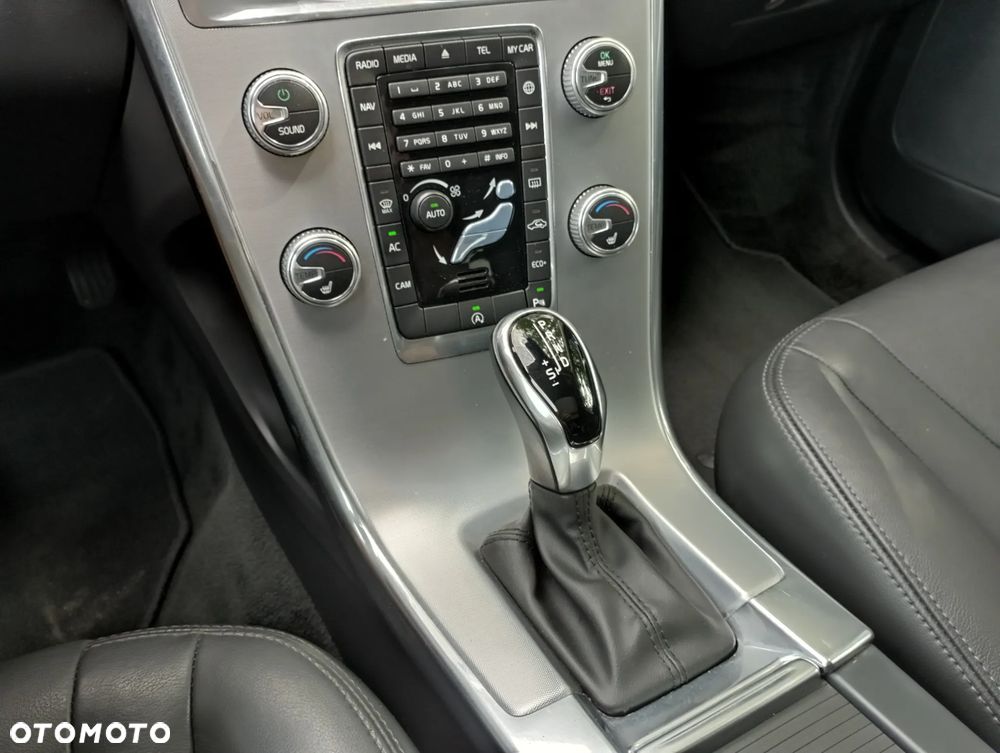 Volvo XC 60 - 29