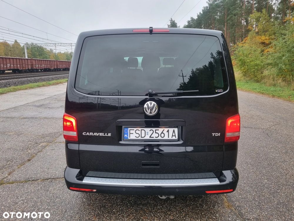 Volkswagen Caravelle - 17