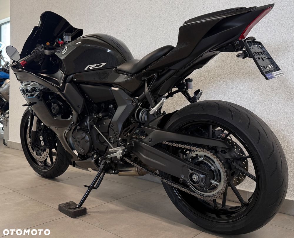 Yamaha R7 - 6