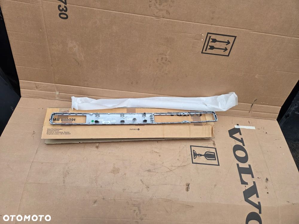 Listwa Blenda Osłona dekoracyjna deski rozdzielczej konsoli Volvo S80 II V70 III XC-70 II 307941457 - 13