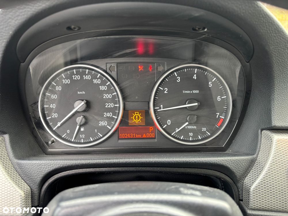 BMW Seria 3 320i M Sport Edition - 23