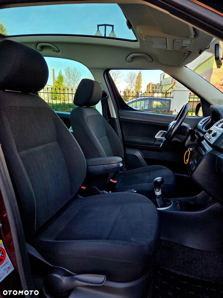 Skoda Roomster 1.6 16V Comfort - 5