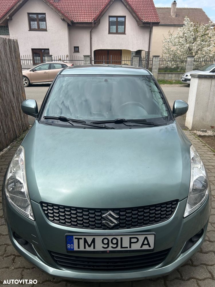Suzuki Swift - 1
