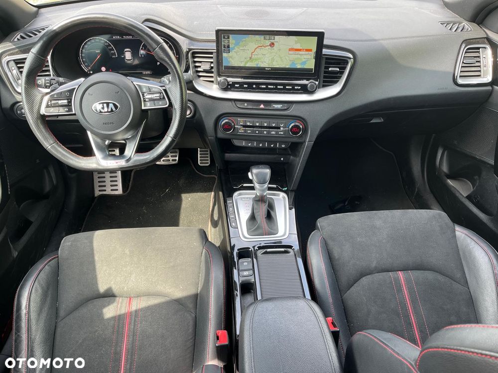Kia ProCeed 1.6 T-GDI GT DCT - 6