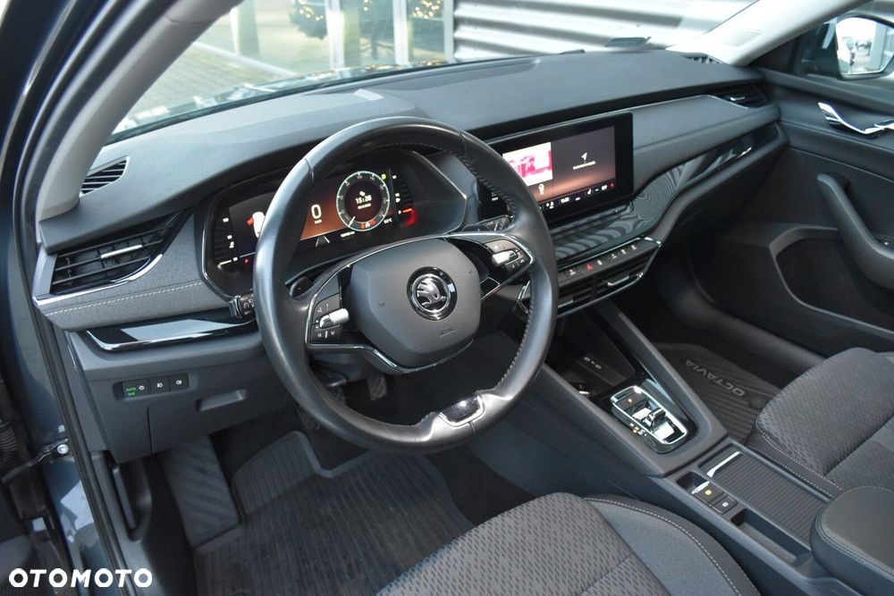 Skoda Octavia 2.0 TDI Style DSG - 9