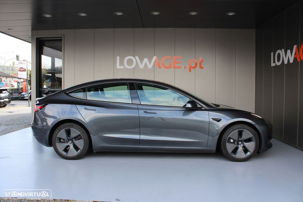 Tesla Model 3 Standard Range Plus RWD - 5